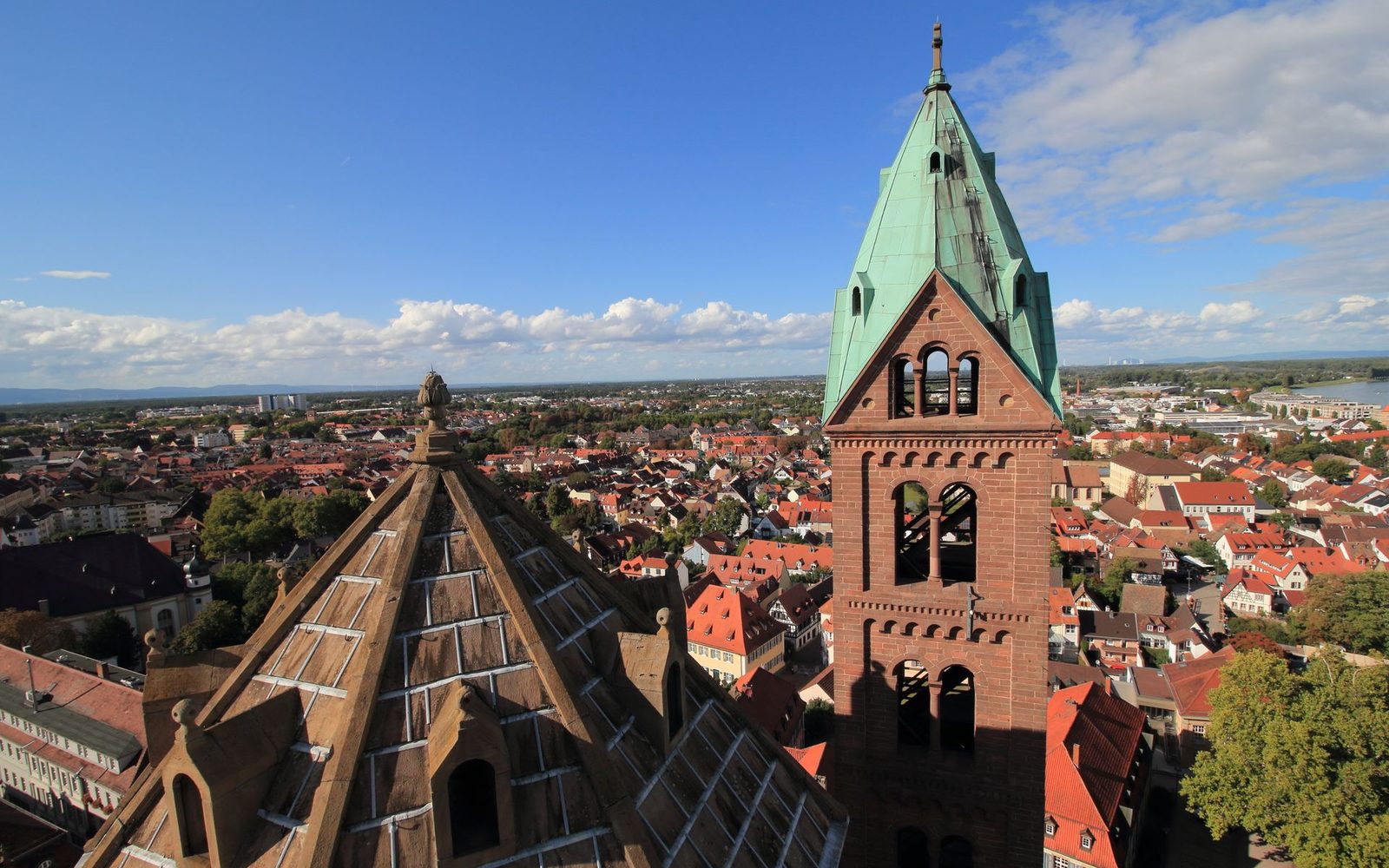 Blick über die Dächer von Speyer mit dem Kaiserdom